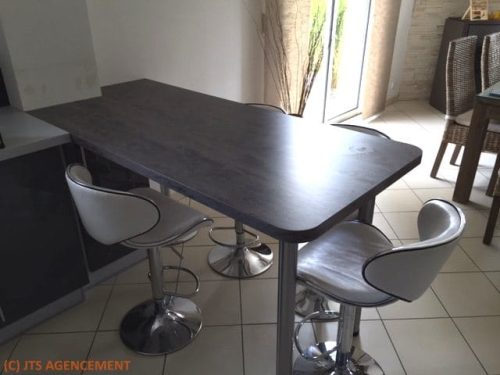 Après : table large table de cuisine