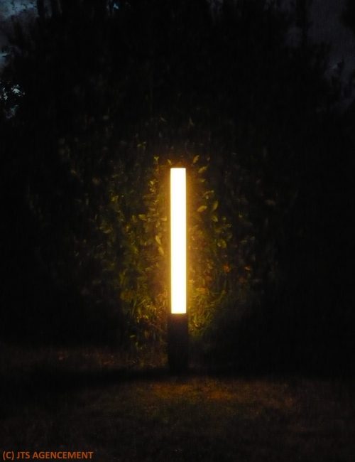 Luminaire de jardin la nuit