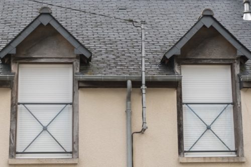 garde-corps verre et aluminium laqué gris