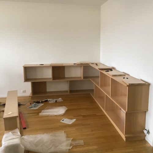 montage d'une bibliothèque