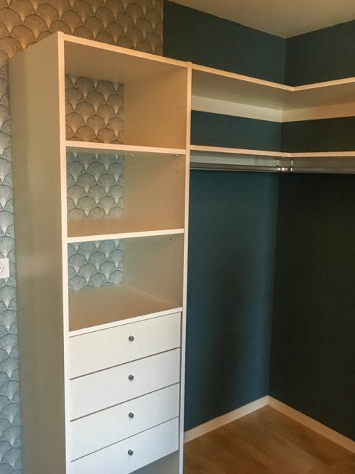 DRESSING OUVERT partie gauche du dressing