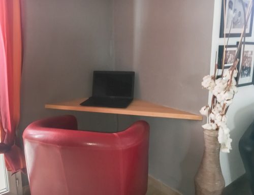 Petit coin bureau en frêne blanc