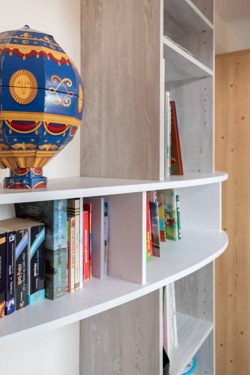 Bibliothèque chambre d'ado