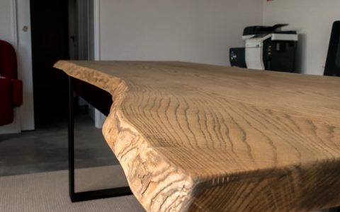 Bureau en bois et métal